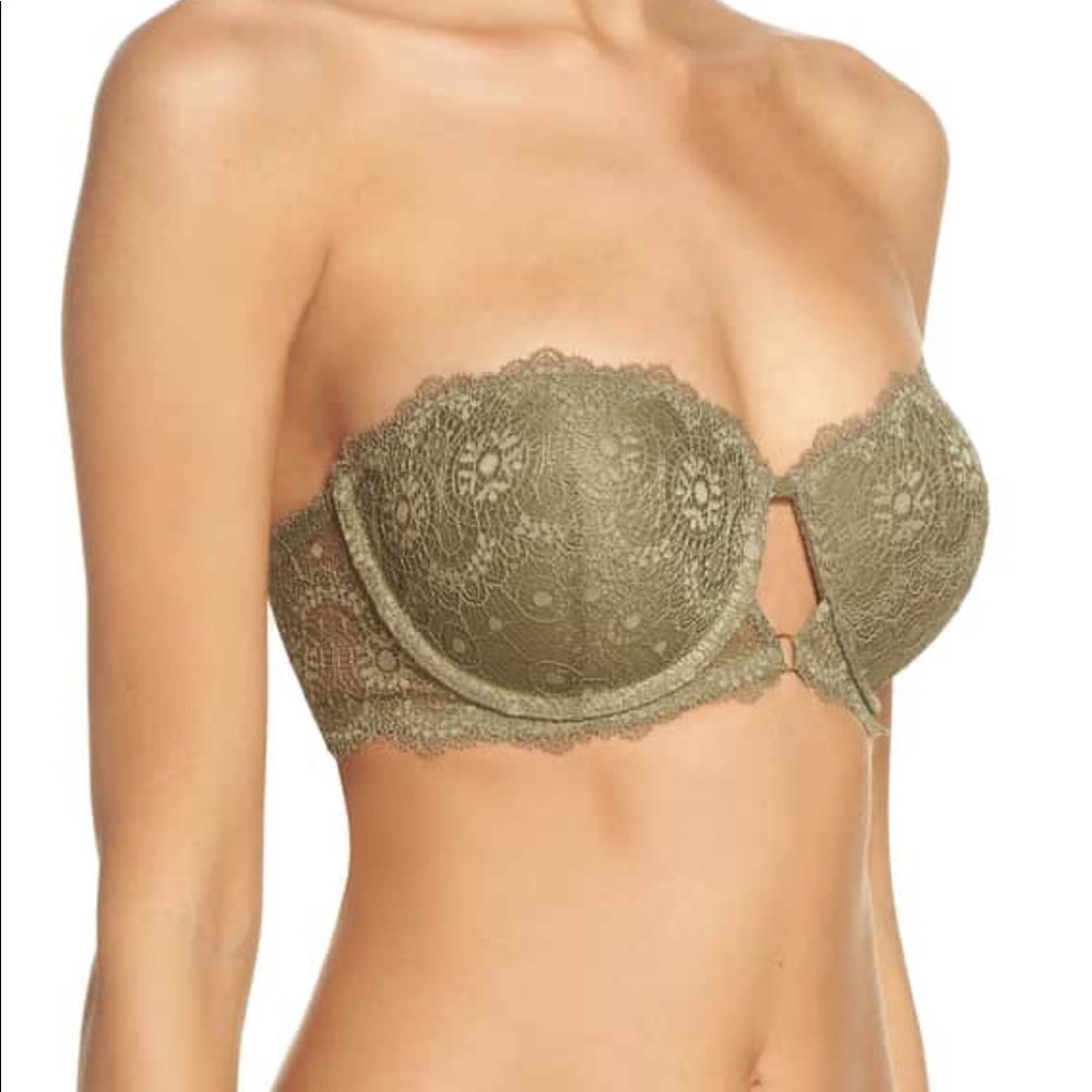 Lace Strapless/Convertible Underwire Bra